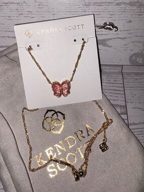 Kendra Scott Pink Bow Pendant Necklace - Gold Chain